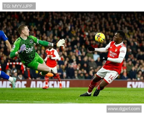 欧罗巴联赛精彩对决巴伦西亚迎战阿森纳争夺晋级名额 欧罗巴联赛精彩对决巴伦西亚迎战阿森纳争夺晋级名额