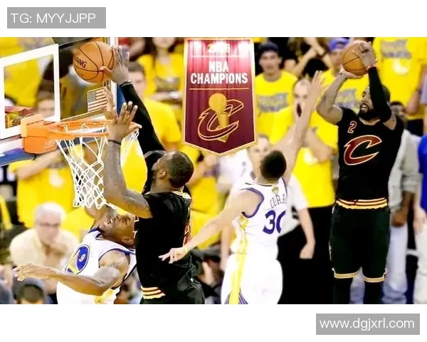 2017年NBA总决赛第三场骑士与勇士的巅峰对决回顾与精彩瞬间分析 2017年NBA总决赛第三场骑士与勇士的巅峰对决回顾与精彩瞬间分析