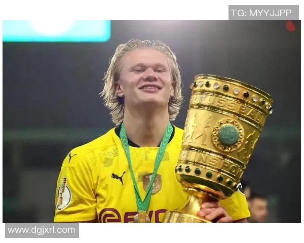 哈兰德本赛季至今直接参与35球,本世纪一切球员赛季同期第3 哈兰德本赛季至今直接参与35球,本世纪一切球员赛季同期第3